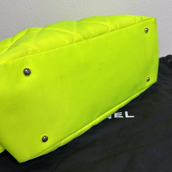 Chanel biarritz rare color tote bag - Picture 6 of 16